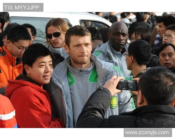 杭州足球队比赛经验引发热议球迷与专家观点大碰撞